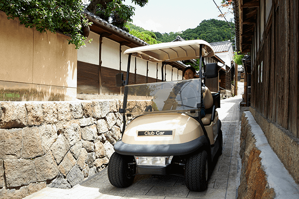 パワフルな電気カートで坂道も安心